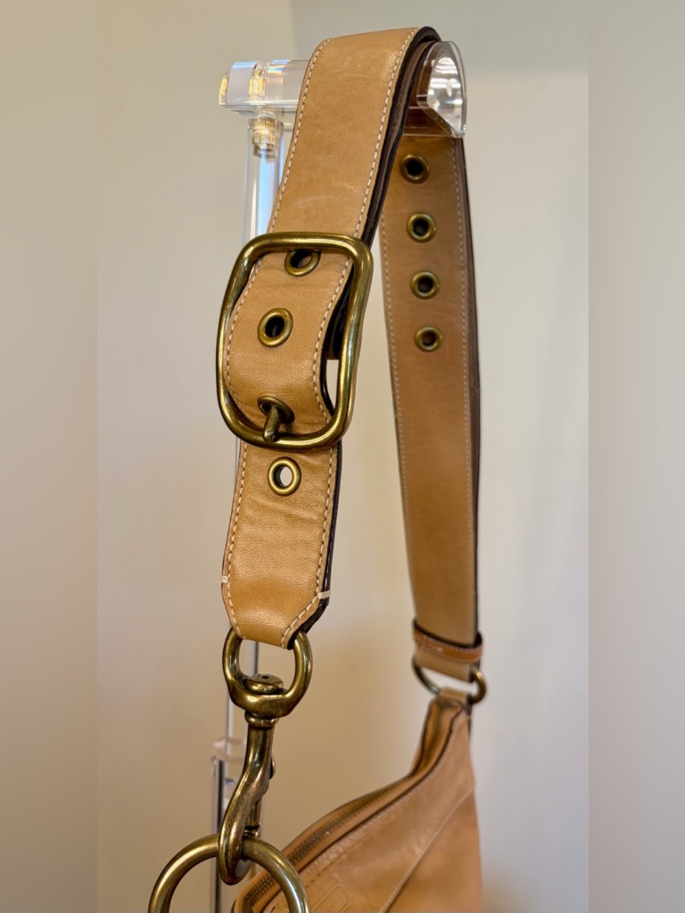 Vintage COACH Saddle Brown Chelsea Laced Shoulder Bag 10399 - Picture 7 of 17